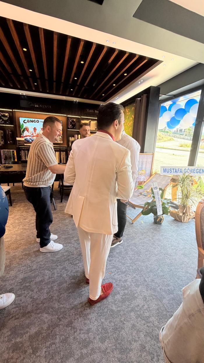 BODRUM SHOWROOM / 4